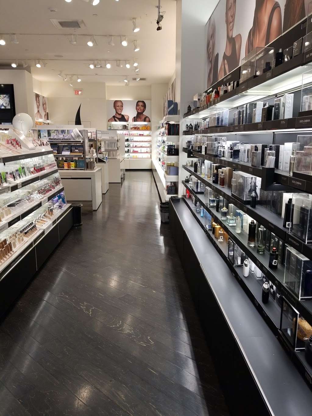 SEPHORA | 835 Lehigh Lifestyle Center Space #1240, Whitehall, PA 18052 | Phone: (610) 266-3242