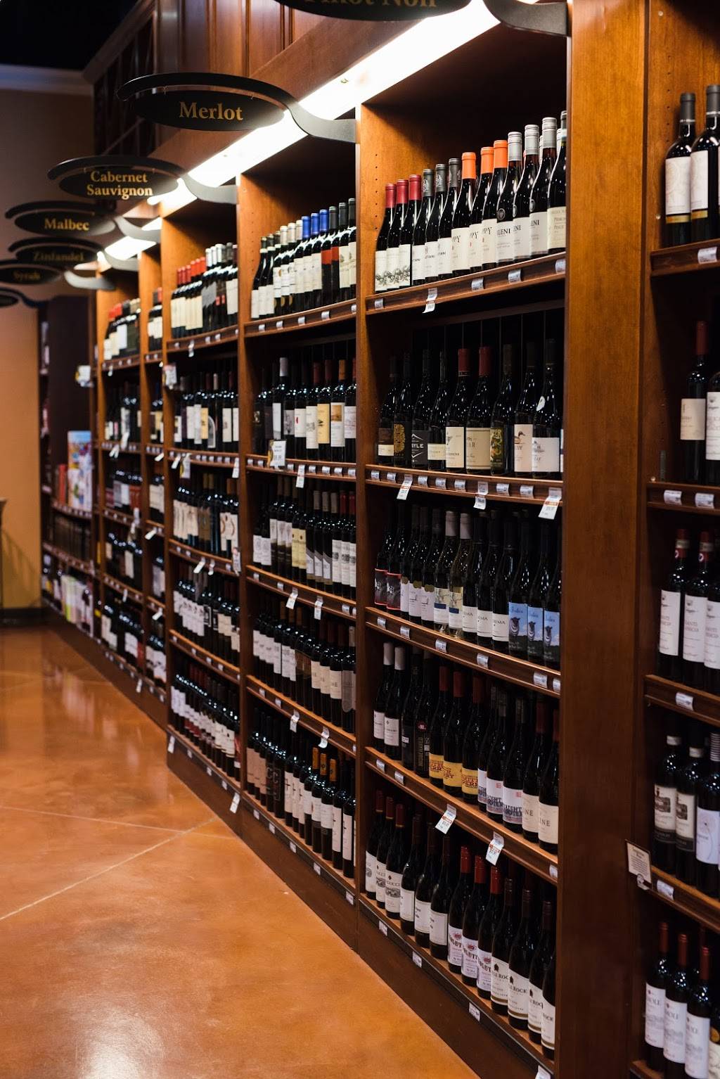 The Wine Shop at Kowalskis | 1646 Diffley Rd, Eagan, MN 55122, USA | Phone: (651) 328-8300