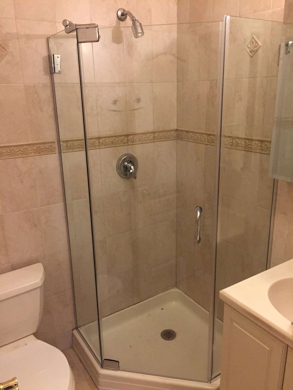 Custom shower door&mirrors | Photo 10 of 10 | Address: 522 Columbia Ave #3, Fort Lee, NJ 07024, USA | Phone: (929) 204-2845