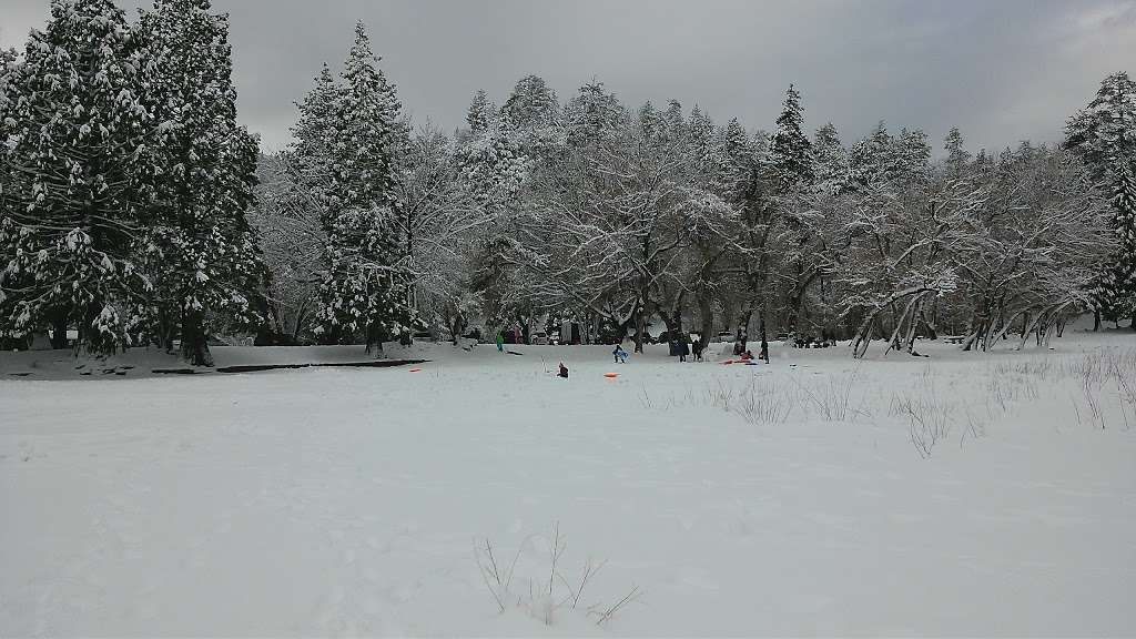 Jackson Lake Picnic Site ( | Valyermo, CA 93563, USA