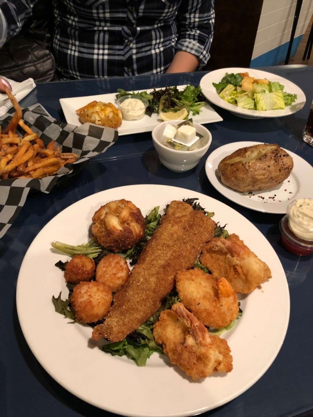 Big Jims Seafood House | 2252 Industrial Hwy, York, PA 17402, USA | Phone: (717) 894-5985