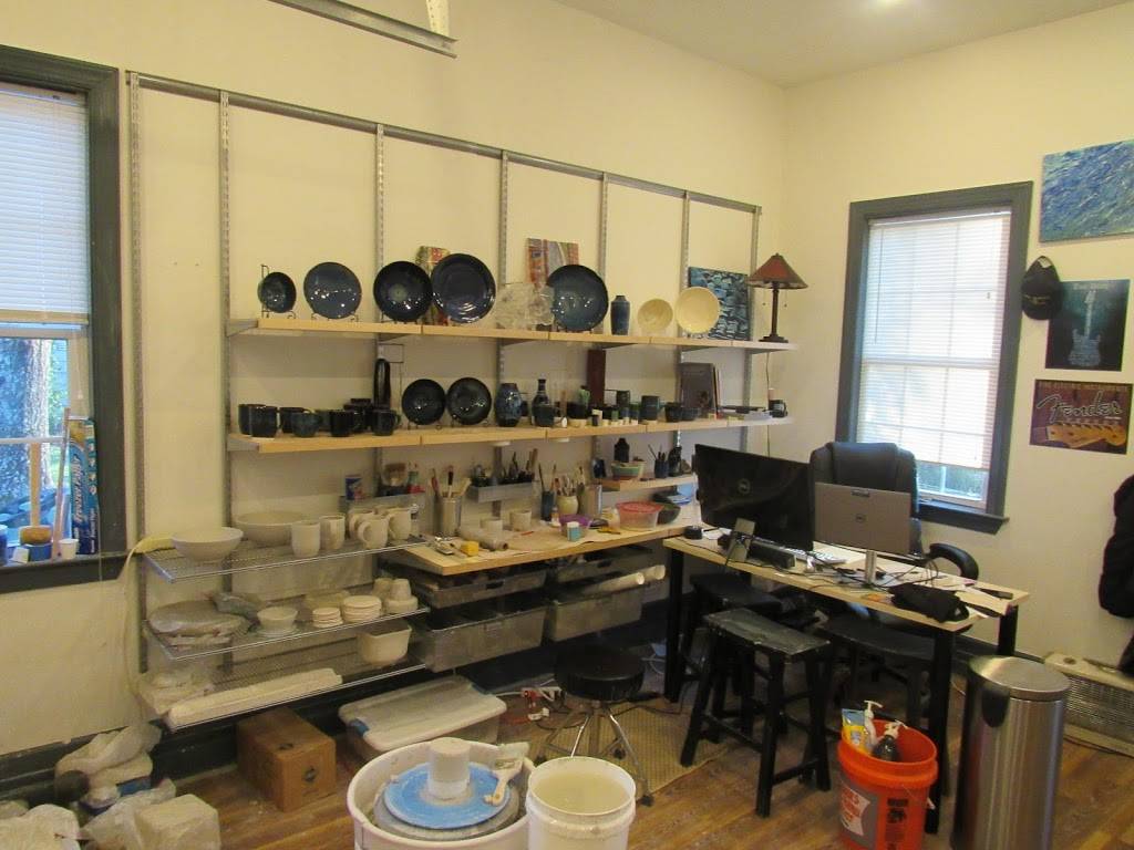 Jeff Yauger Pottery Studios | 111 Middle Creek Park Ave, Fuquay-Varina, NC 27526, USA | Phone: (919) 592-7541