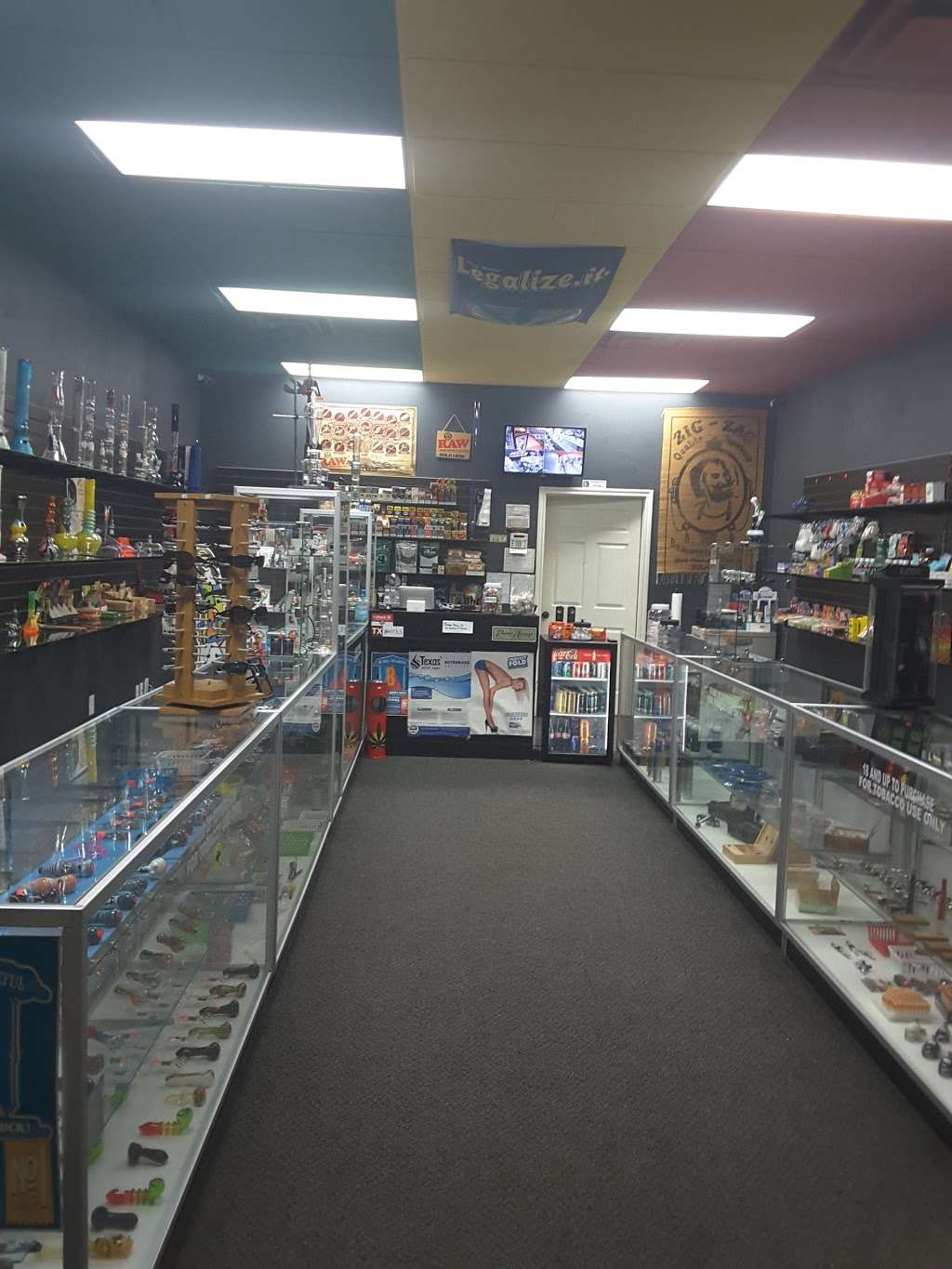 Cloud 9 Smoke Shop | 32350 TX-249 #90, Pinehurst, TX 77362, USA