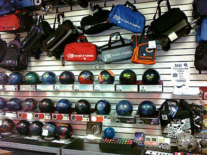 New Approach Pro Shop | 53 S Arlington Heights Rd, Elk Grove Village, IL 60007, USA | Phone: (847) 378-8892