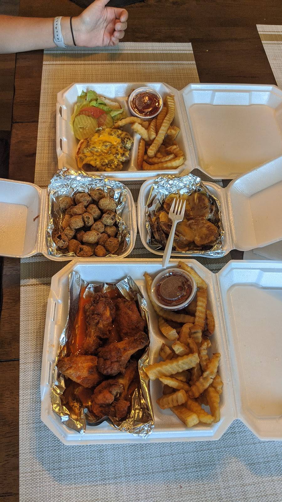 Jacksons Take Out | 6209 Ames Ave, Omaha, NE 68104, USA | Phone: (402) 990-3156