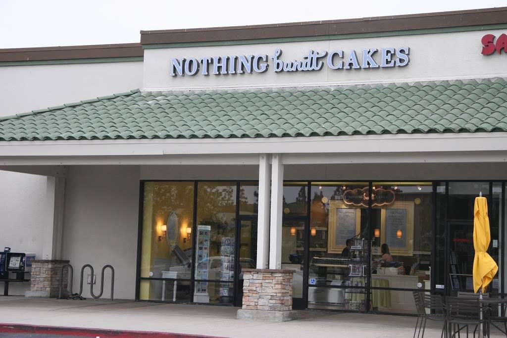 Nothing Bundt Cakes | 1570-Q, Rosecrans Ave Suite Q, Manhattan Beach, CA 90266, USA | Phone: (310) 297-9530