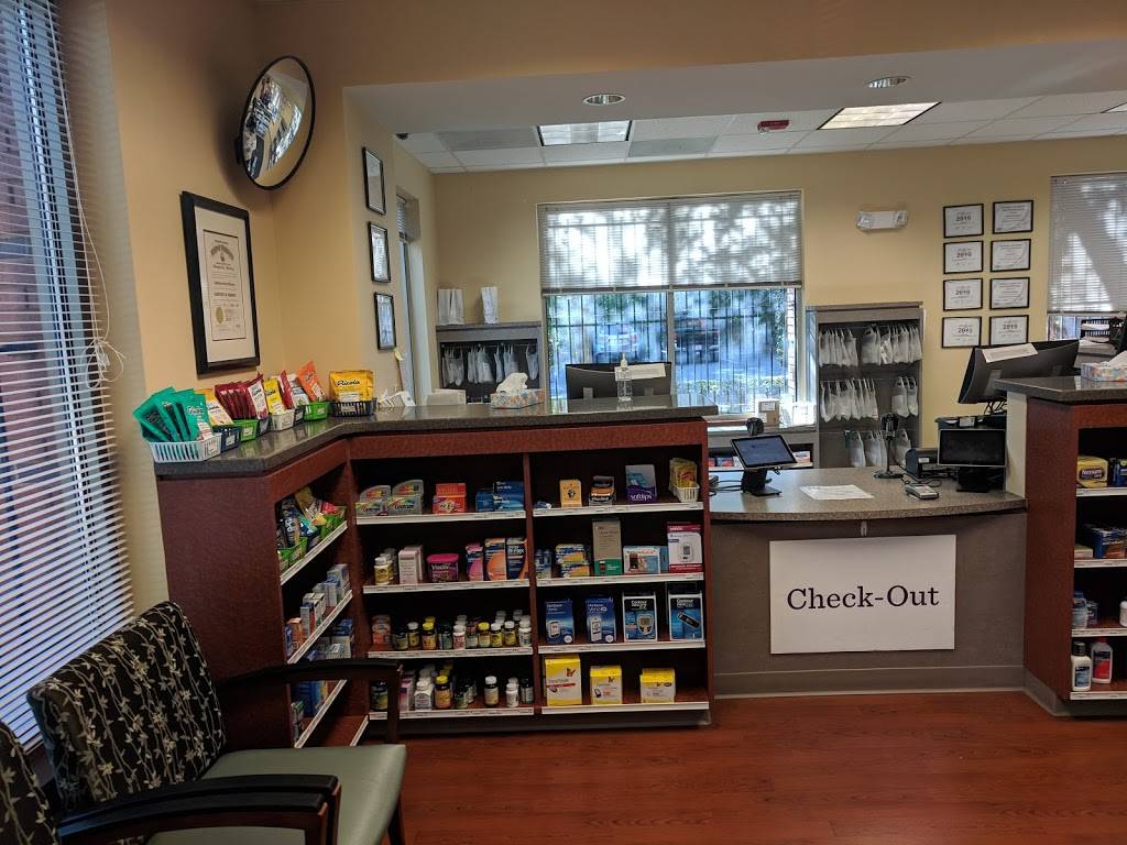 Novant Health Maplewood Family Medicine | 100 Robinhood Medical Plaza, Winston-Salem, NC 27106 | Phone: (336) 718-0800