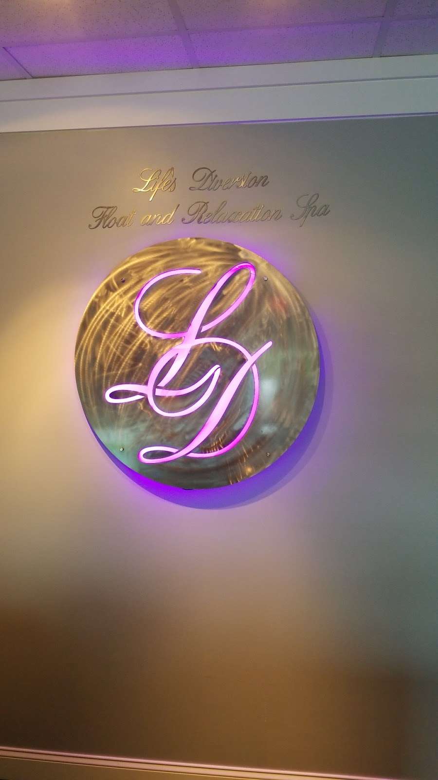 Lifes Diversion Float & Relaxation Spa | 4350 N George Street Extension, Manchester, PA 17345, USA | Phone: (717) 858-5662