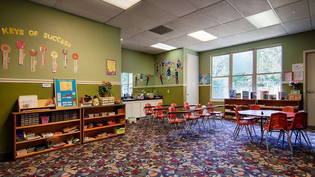 Montessori School of Downtown | 15625 Space Center Blvd, Houston, TX 77062, USA | Phone: (281) 488-7599