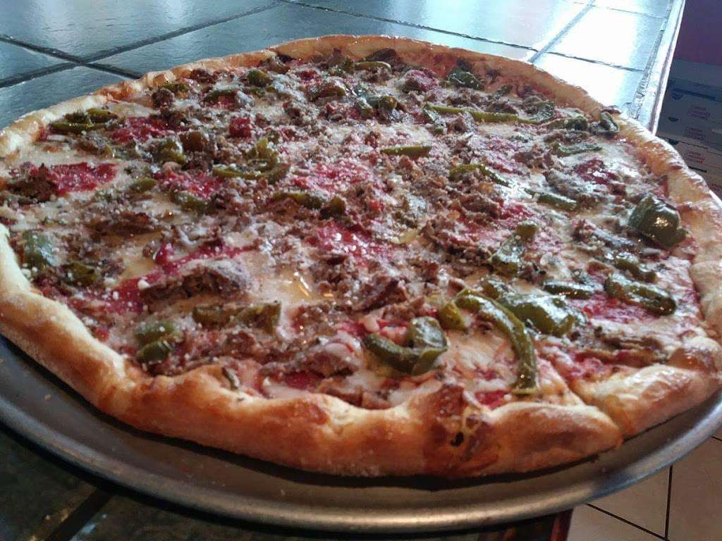 Luigis Pizza | 422 Main St, Avoca, PA 18641 | Phone: (570) 457-3600