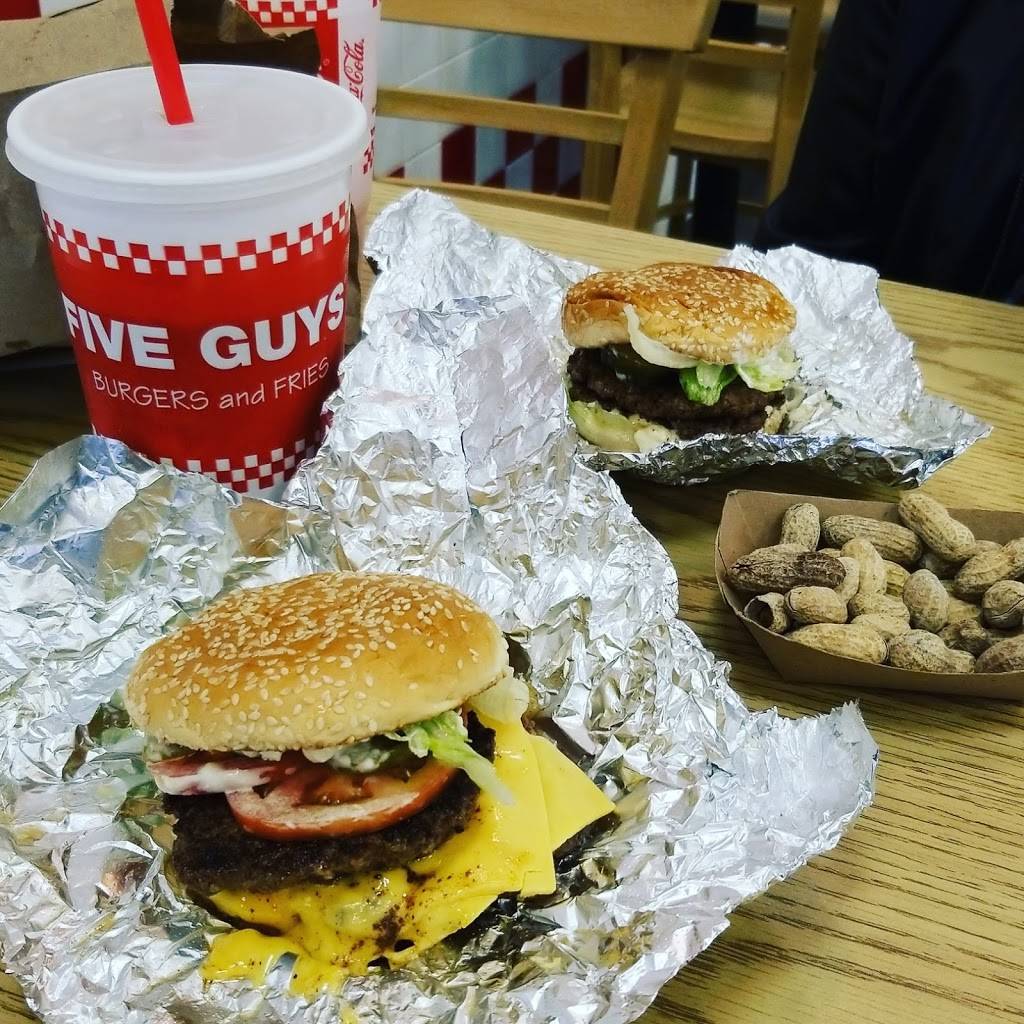 Five Guys | 23007 W Outer Dr, Allen Park, MI 48101, USA | Phone: (313) 277-3483