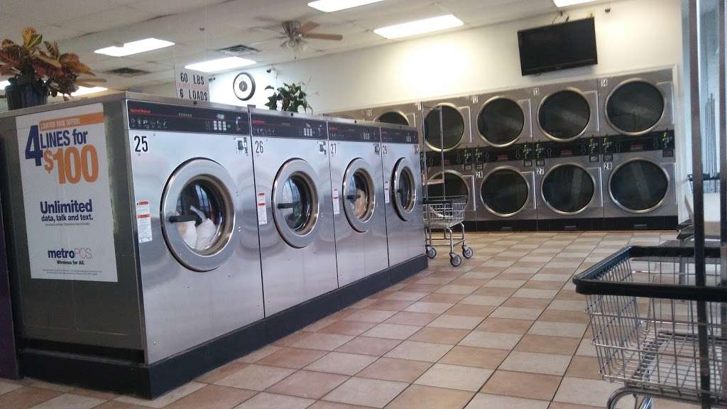 King Laundry | 826 U.S. 31 N, Greenwood, IN 46142, USA | Phone: (317) 490-8800