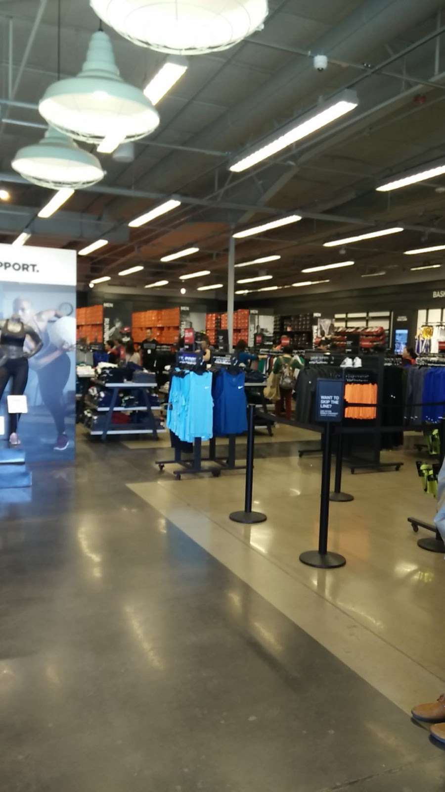Nike Factory Store | 2796 Tanger Way Suite 218, Barstow, CA 92311 | Phone: (760) 253-2810