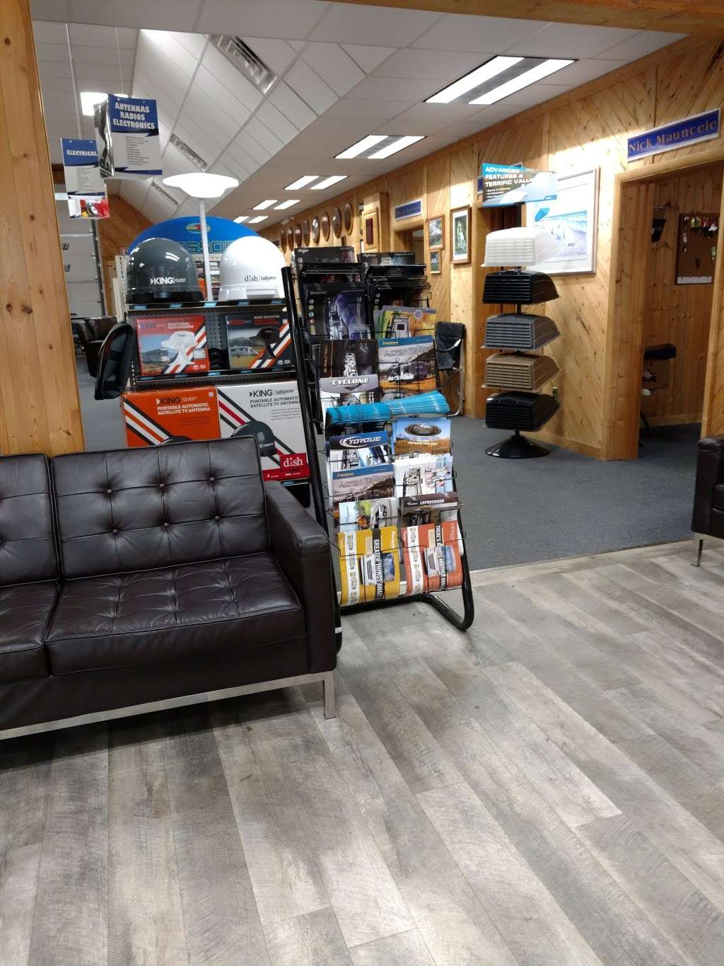 Delmarva RV Center Inc | 702 Milford Harrington Hwy, Milford, DE 19963 | Phone: (302) 424-4505