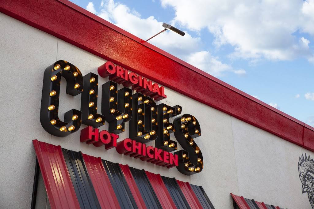 Clydes Hot Chicken | 513 N Harbor Blvd, Fullerton, CA 92832, USA | Phone: (714) 519-3707