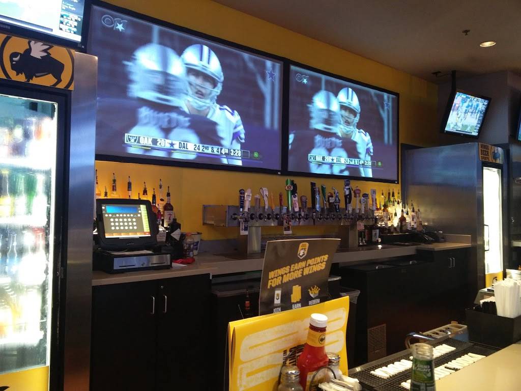 Buffalo Wild Wings | 5908 Quebec St, Fort Worth, TX 76135, USA | Phone: (817) 237-0098