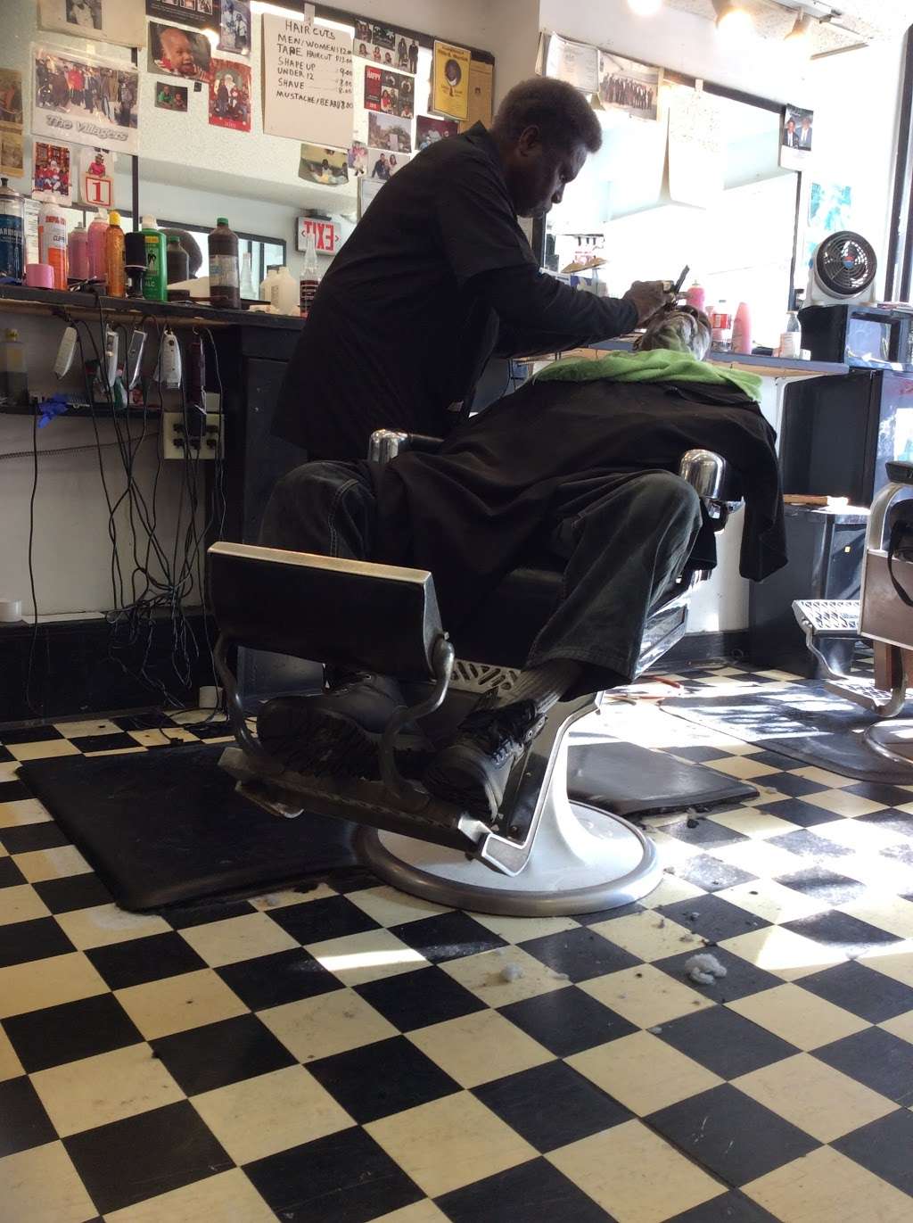 Bobbys Barber Shop | 2925 Diamond St, Philadelphia, PA 19121, USA | Phone: (215) 978-9035