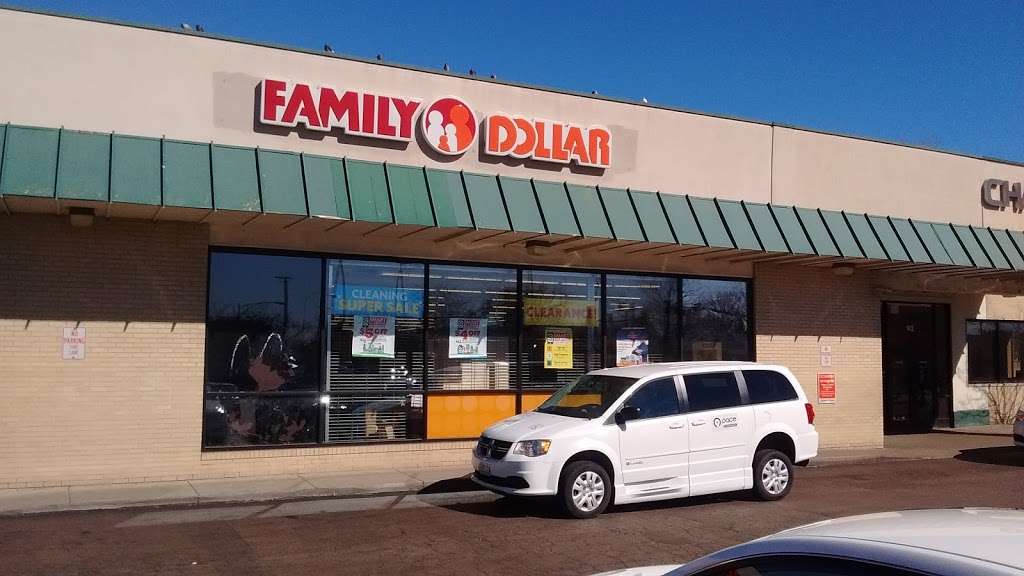 Family Dollar | 66 E 103rd St Ste 90, Chicago, IL 60628, USA | Phone: (773) 928-5393