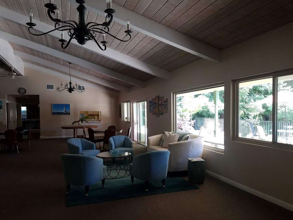 Aptos Knoll Mobilehome Owners | 600 Trout Gulch Rd, Aptos, CA 95003, USA | Phone: (831) 688-4422