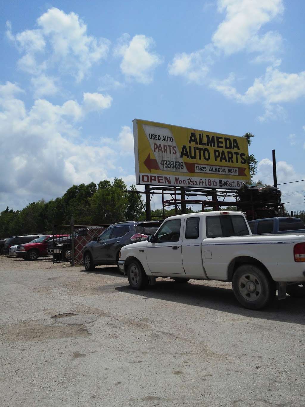 Almeda Auto Parts | 1605, 13625 Almeda Rd, Houston, TX 77053, USA | Phone: (713) 433-3636