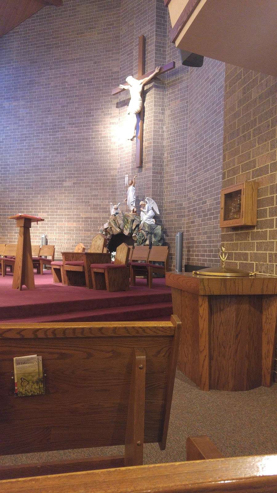 St James the Less Catholic Church | 9640 Kennedy Ave, Highland, IN 46322, USA | Phone: (219) 924-4220