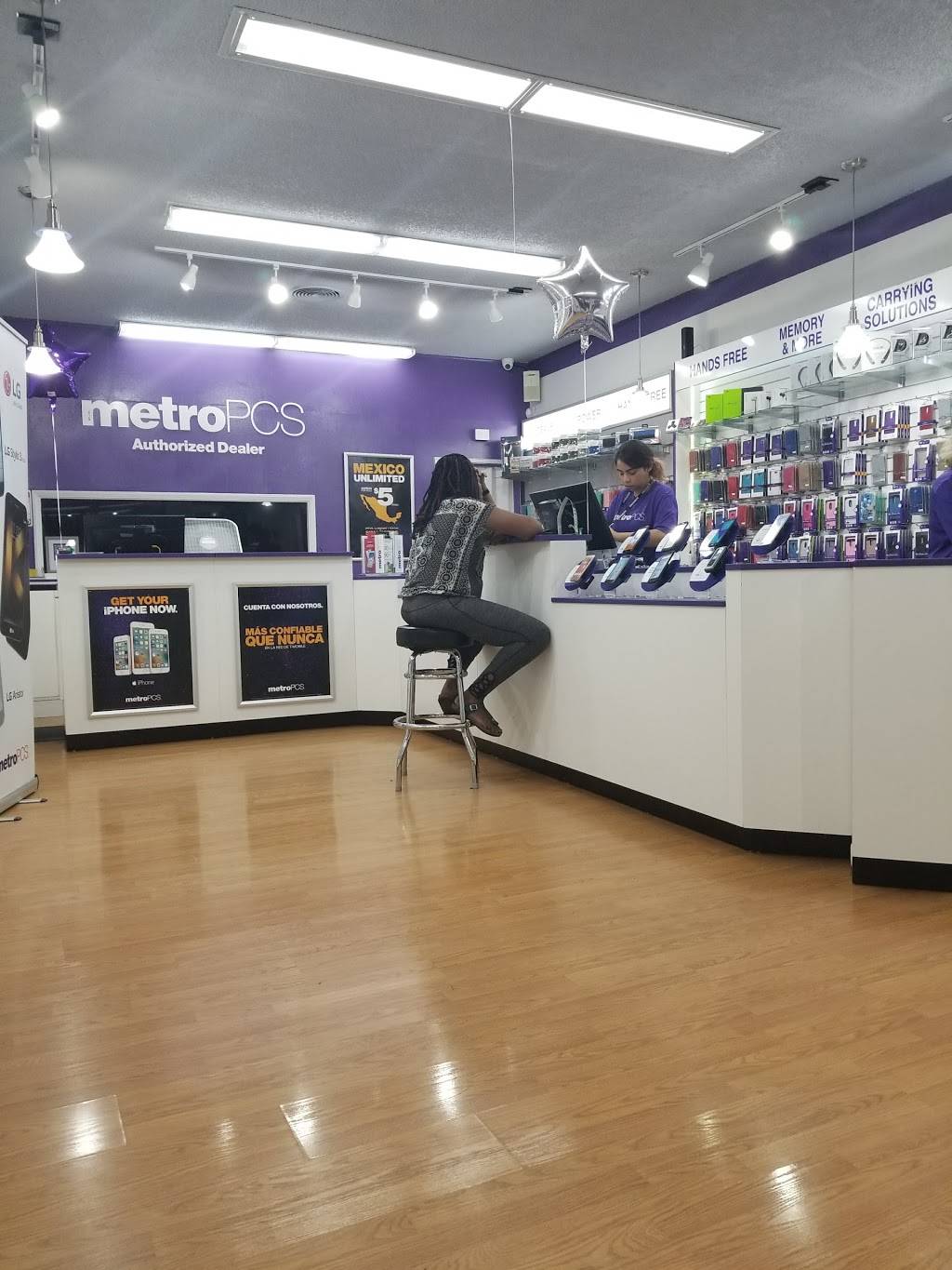 Metro by T-Mobile | 1773 W Lincoln Ave, Anaheim, CA 92801, USA | Phone: (714) 635-0108