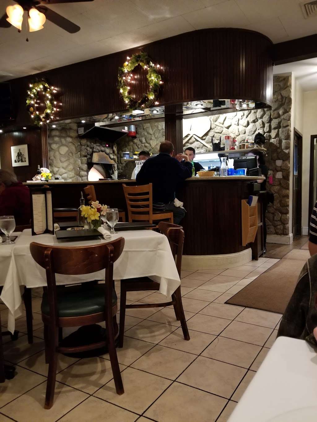 Valentinos Cucina Italiana | 195 Liberty Square, Norwalk, CT 06855, USA | Phone: (203) 956-7300