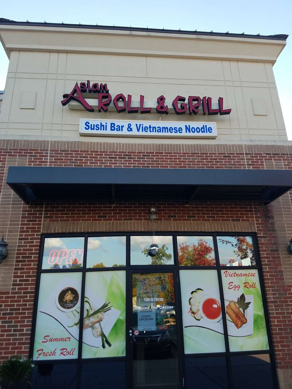 Asian Roll & Grill | 1143 Stonecrest Blvd # 107, Fort Mill, SC 29708, USA | Phone: (803) 802-2088