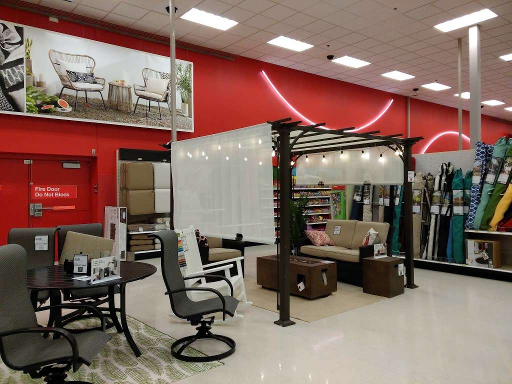 Target | 125 Witchwood Dr, North Wales, PA 19454, USA | Phone: (215) 699-5688