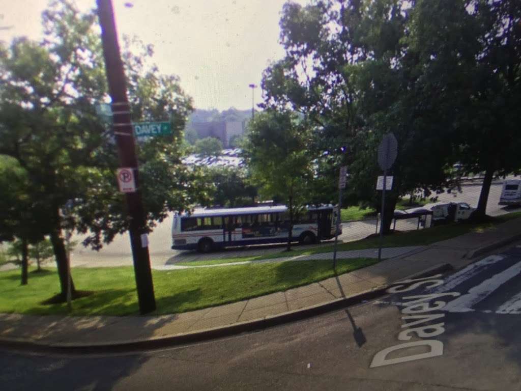 Capitol Heghts Station & Bus Bay A | Capitol Heights, MD 20743