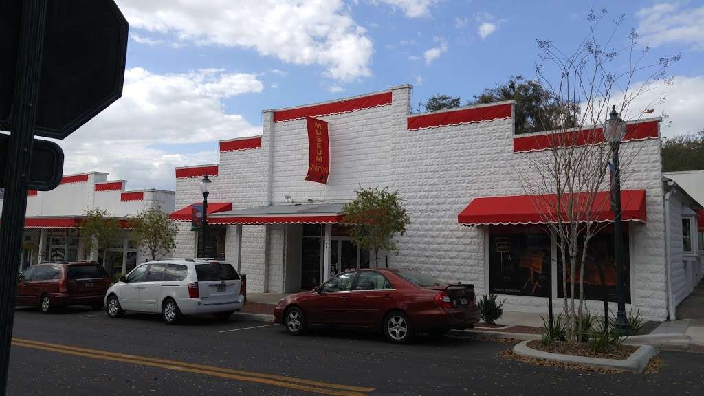 Modernism Museum Shoppe | 144 E 4th Ave, Mt Dora, FL 32757, USA | Phone: (352) 385-0024