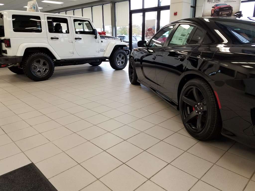 Dodge Chrysler Jeep City | 4395 US-130, Burlington, NJ 08016, USA | Phone: (855) 242-0015