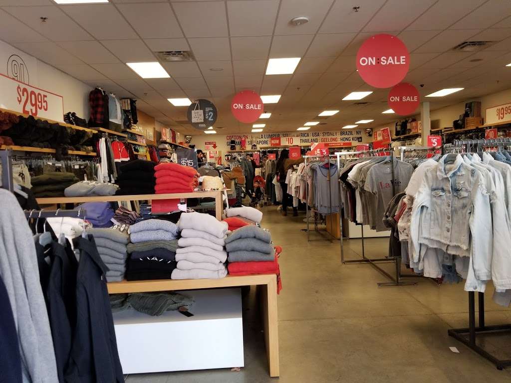 COTTON ON | 5701 Outlets at Tejon Pkwy, Arvin, CA 93203, USA