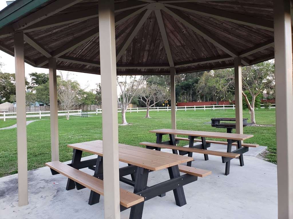 Owls Lookout Park | SW 26th St, Davie, FL 33325 | Phone: (954) 797-1000