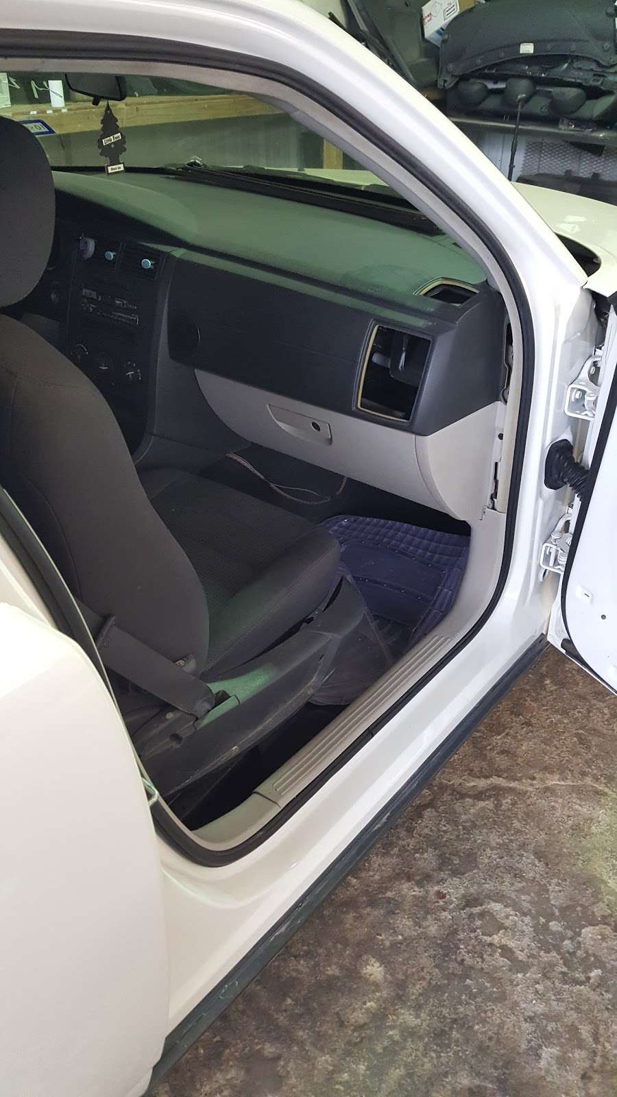 Crown Body Shop, LLC | 11837 W Montgomery Rd, Houston, TX 77086, USA | Phone: (281) 448-2771 Crown Body Shop, LLC | 11837 W Montgomery Rd, Houston, TX 77086, USA | Phone: (281) 448-2771