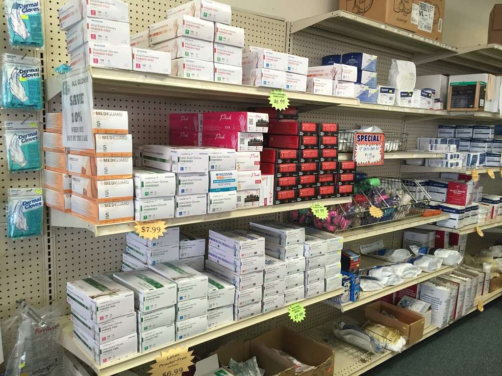 Red Oak Uniforms & Medical Supply | 850 Cypress Creek Pkwy S, Houston, TX 77090 | Phone: (281) 586-9509