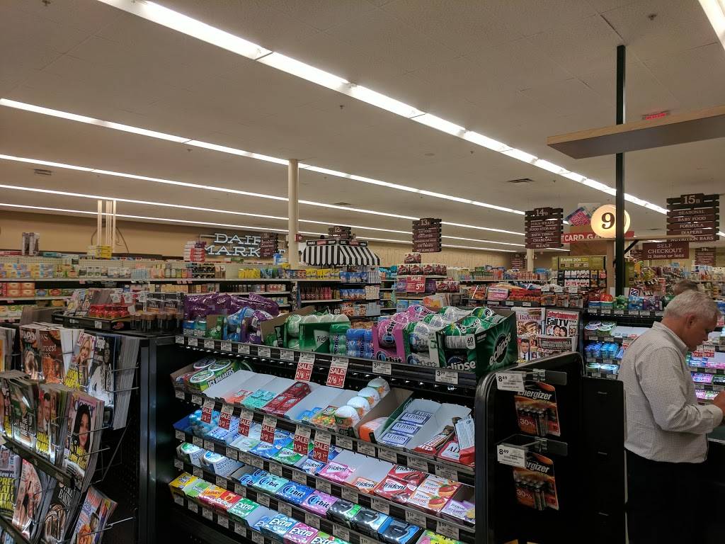 Giant Eagle Bakery, 1717 Cochran Rd 