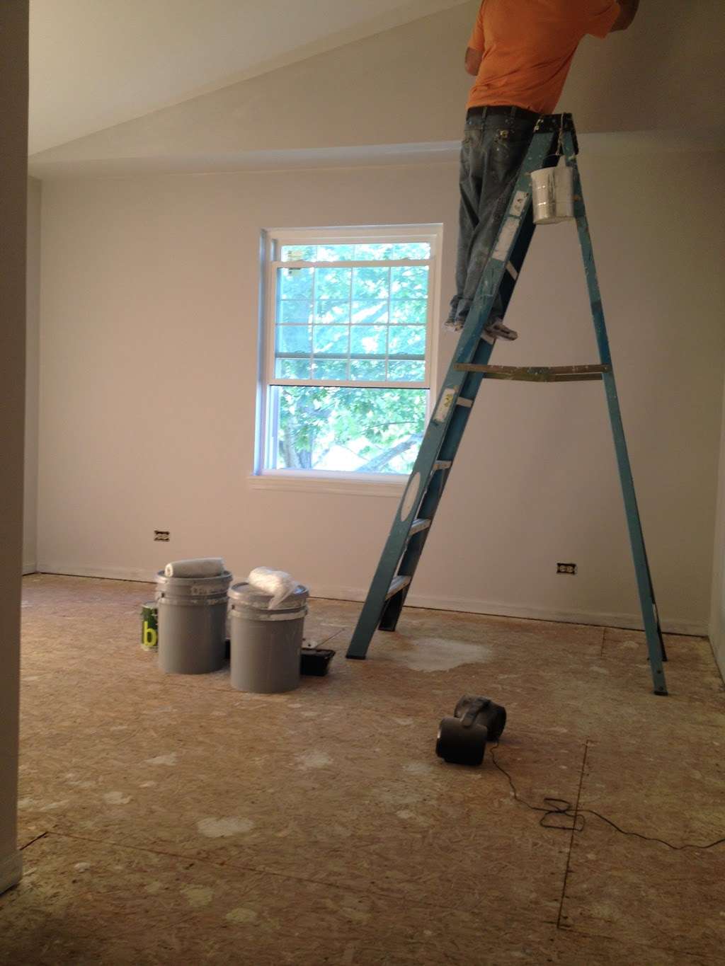 Houseworx Inc. Painting and Remodeling | 1010 6th Ave, La Grange, IL 60525, USA | Phone: (708) 352-0235