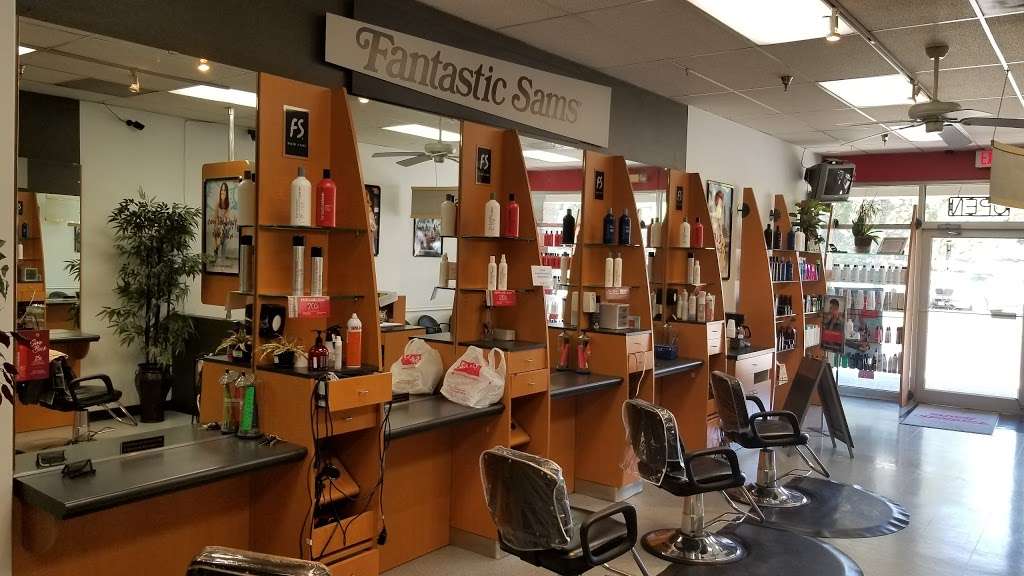 Fantastic Sams Cut & Color | 7150 Leetsdale Dr #406, Denver, CO 80224, USA | Phone: (303) 333-8288