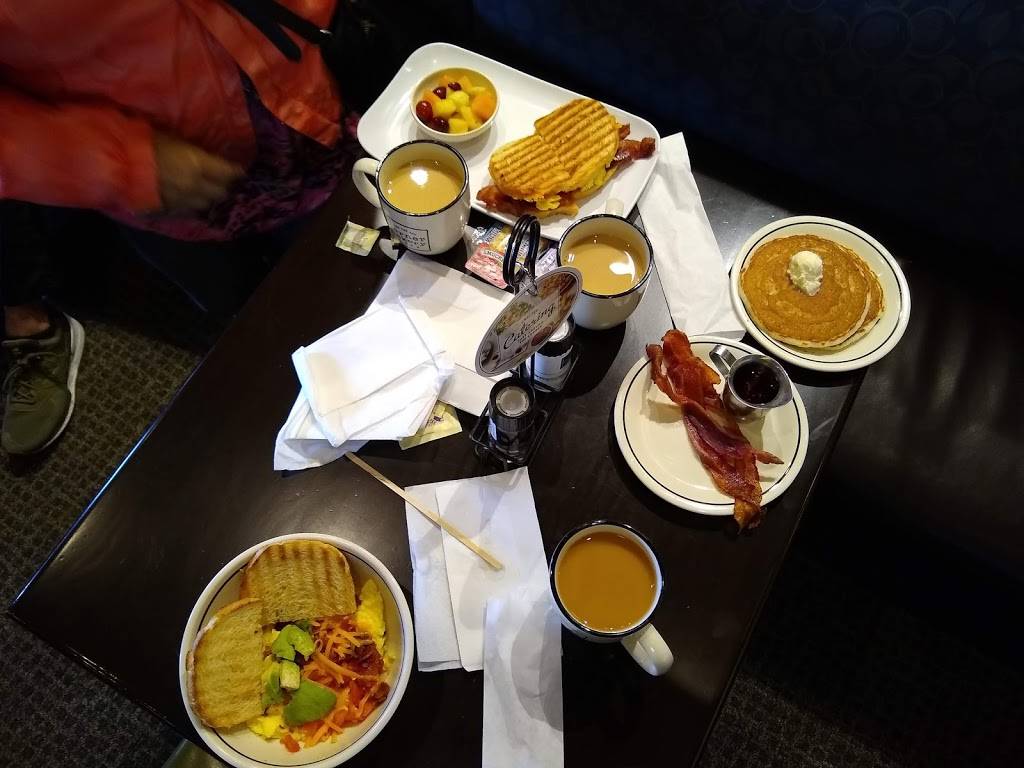 Corner Bakery Cafe | 655 Sunland Park Dr, El Paso, TX 79912, USA | Phone: (915) 584-4600