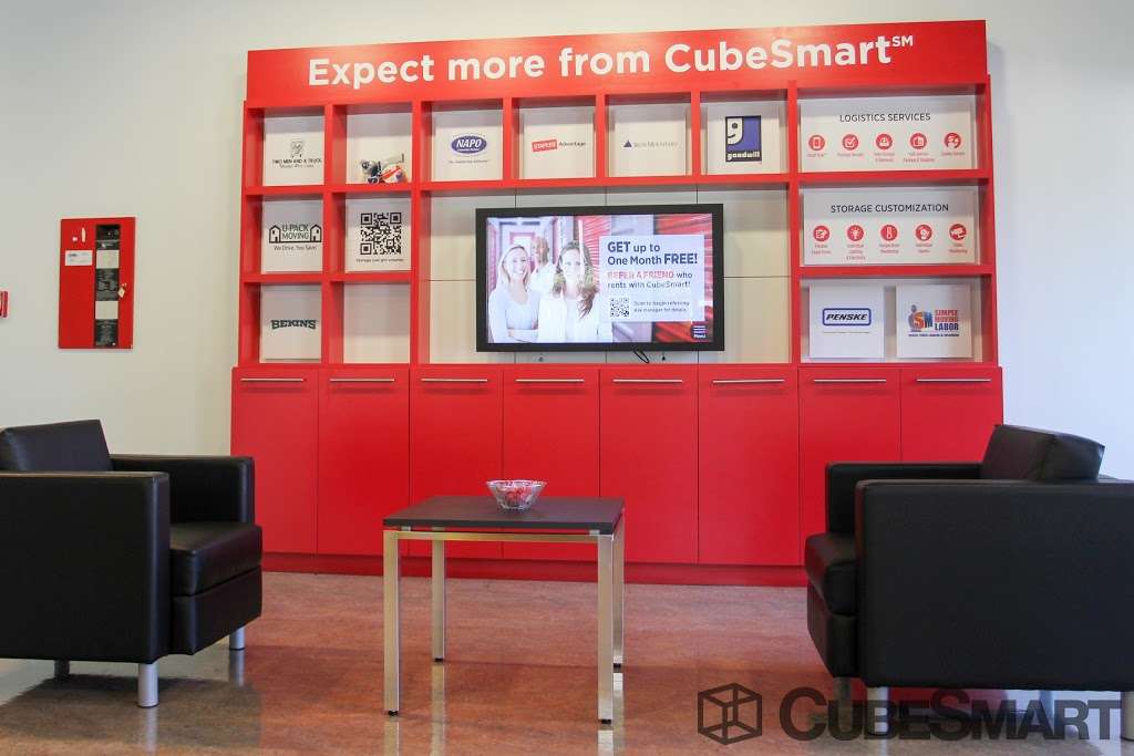 CubeSmart Self Storage | 111 Danbury Rd, Wilton, CT 06897, USA | Phone: (203) 834-5033