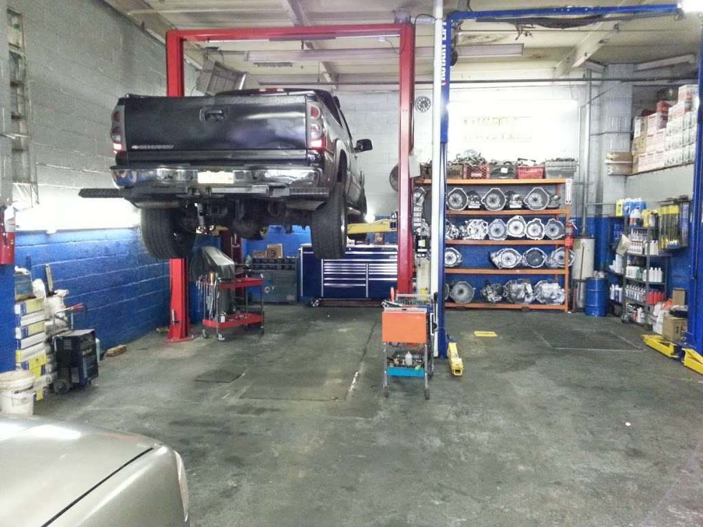 Mariela Auto Repair & Transmissions | 50-24 71st St, Woodside, NY 11377, USA | Phone: (718) 424-9189