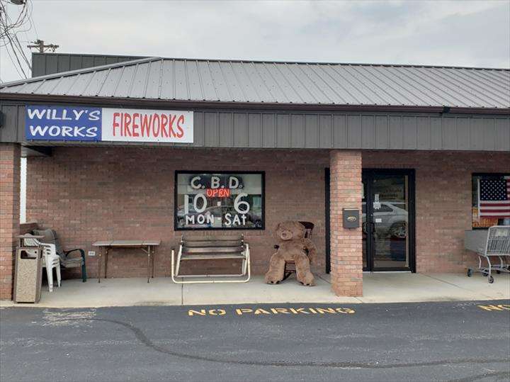 Willy Works - Fireworks | 1508 N Main St B, Crown Point, IN 46307, USA | Phone: (219) 765-9786