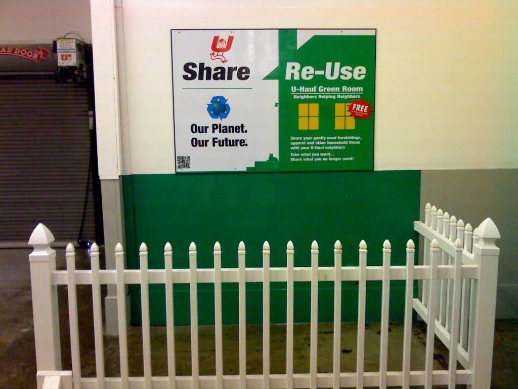 U-Haul Moving & Storage at Dixie Hwy | 4425 Dixie Hwy, Elsmere, KY 41018 | Phone: (859) 342-8170