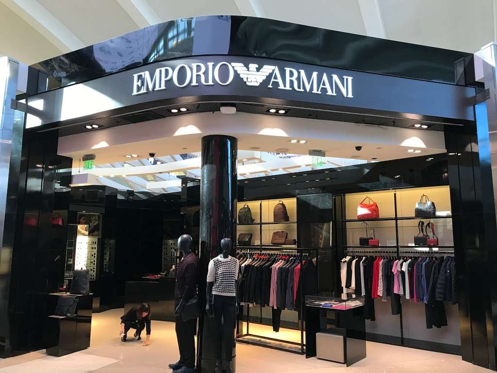 Emporio Armani | 380 World Way, Los Angeles, CA 90045, USA | Phone: (424) 750-9026