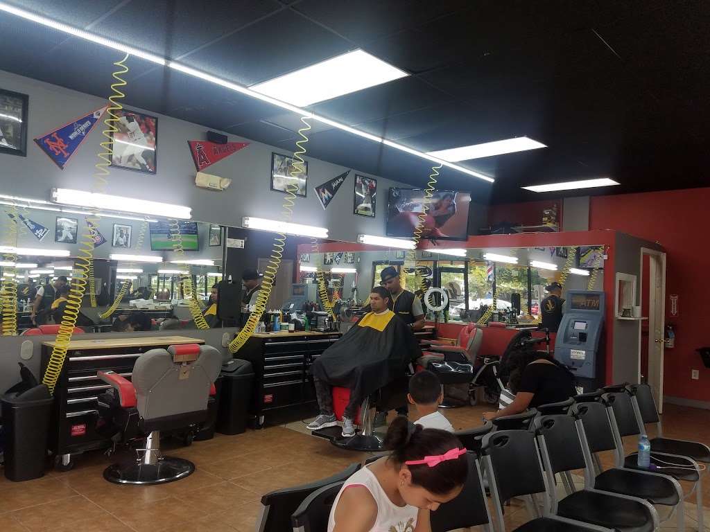 J&L Barbershop | 4945 S Orange Blossom Trail, Orlando, FL 32839, USA | Phone: (407) 286-3397