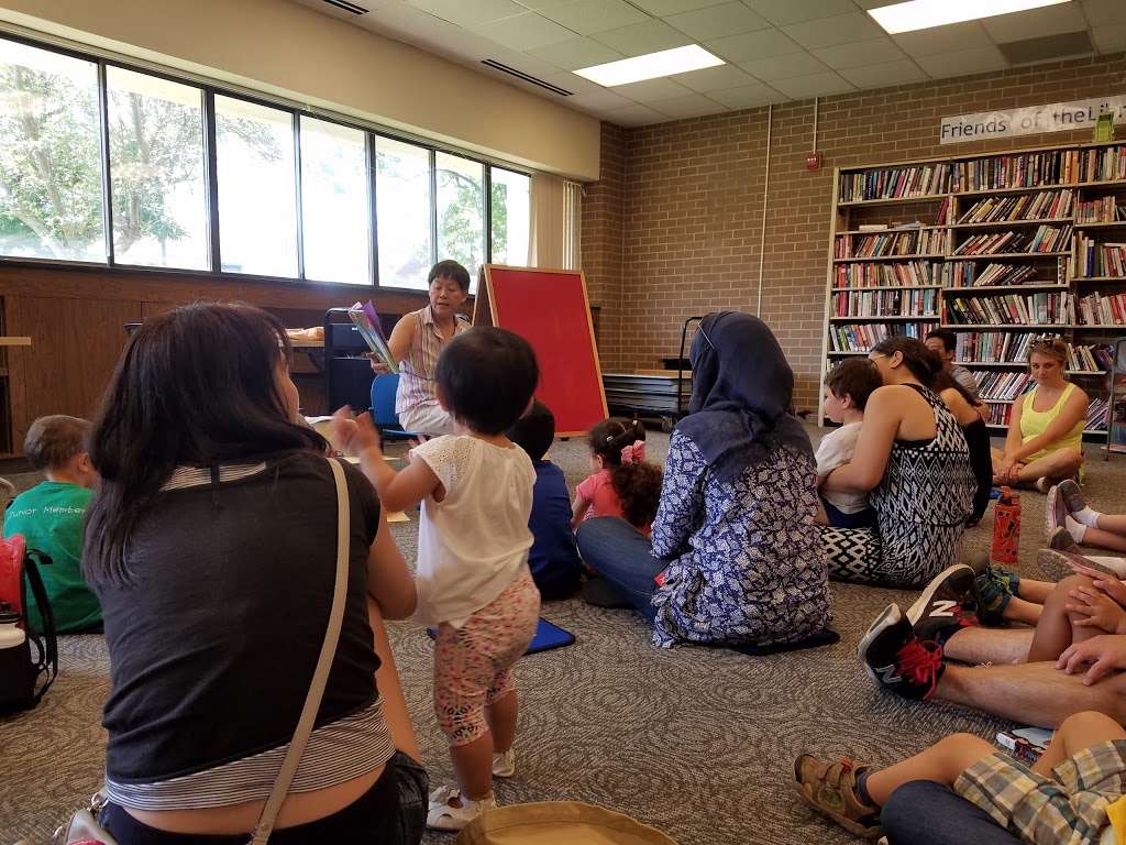 Aurora Hills Branch Library | 735 18th St S, Arlington, VA 22202 | Phone: (703) 228-5715