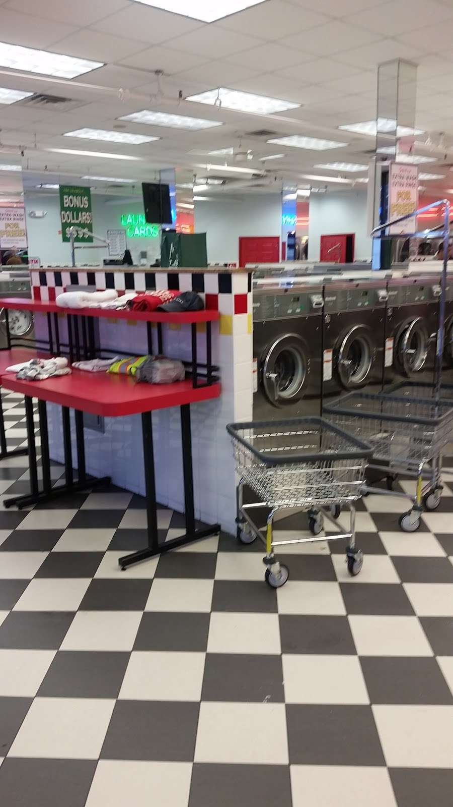 Earlybird Laundromat | 1560 Teaneck Rd, Teaneck, NJ 07666, USA | Phone: (201) 862-1120