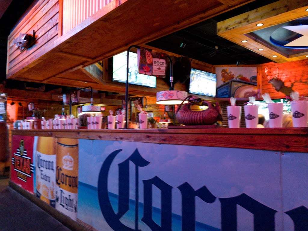 Texas Roadhouse | 6228 Durand Ave, Mt Pleasant, WI 53406 | Phone: (262) 554-8900