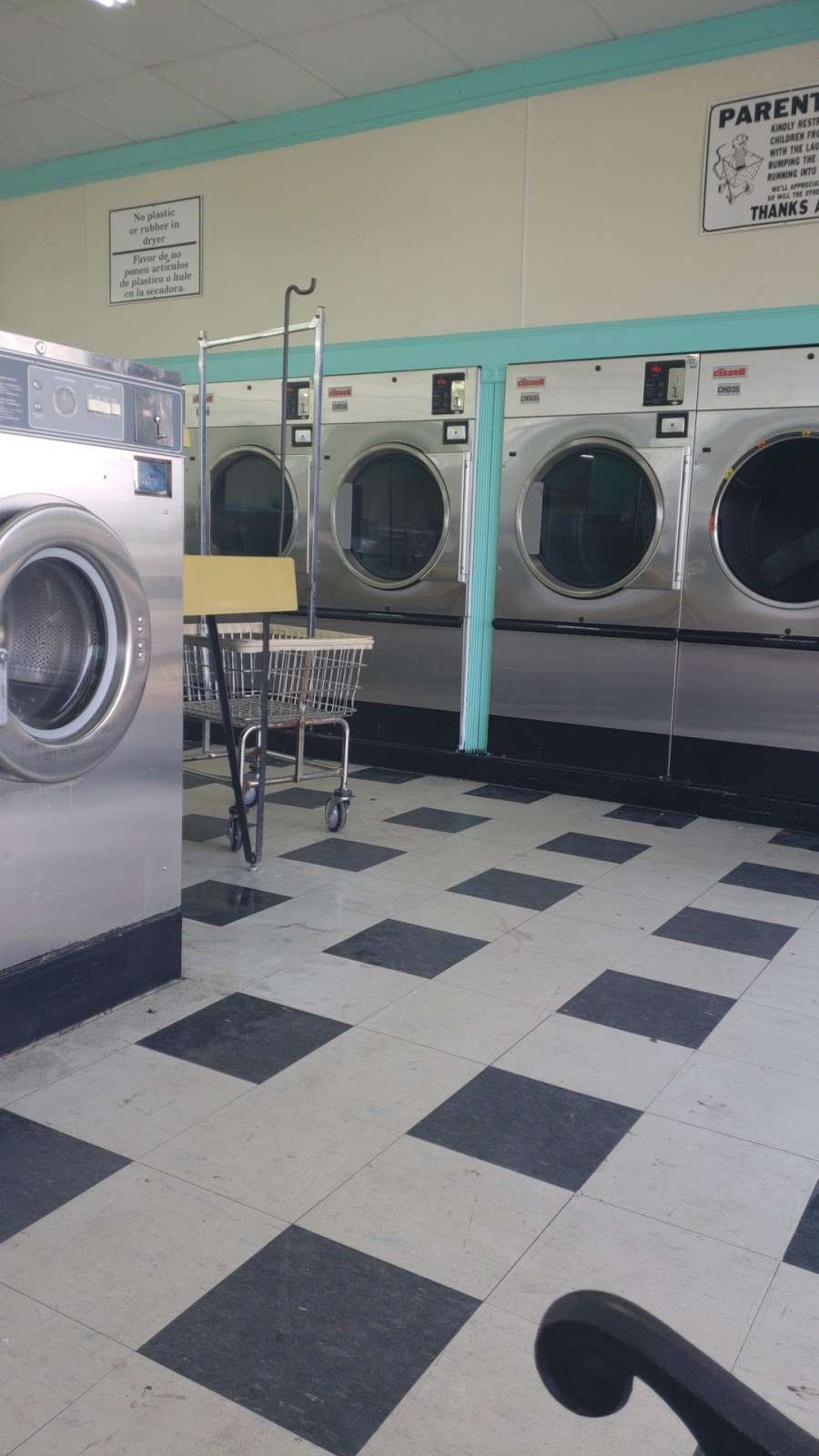 Wash-O-Mat | 13011 Windfern Rd, Houston, TX 77064 | Phone: (281) 955-5223